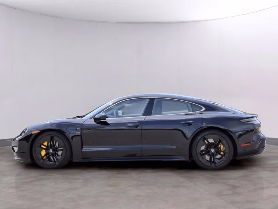 2026 Porsche Taycan Turbo S - Photo 11