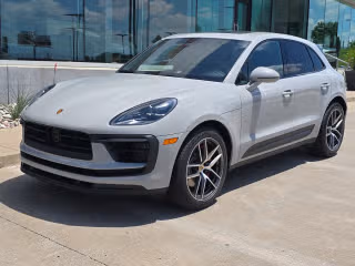 2023 Porsche Macan S's photo