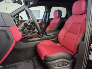 2026 Porsche Cayenne Base - Photo 37