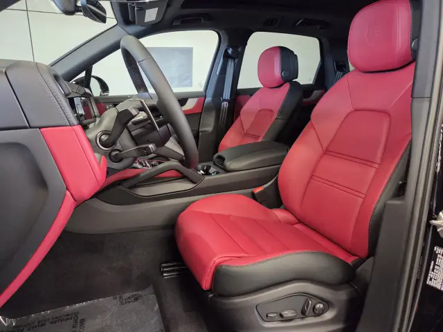 2026 Porsche Cayenne Base - Photo 38