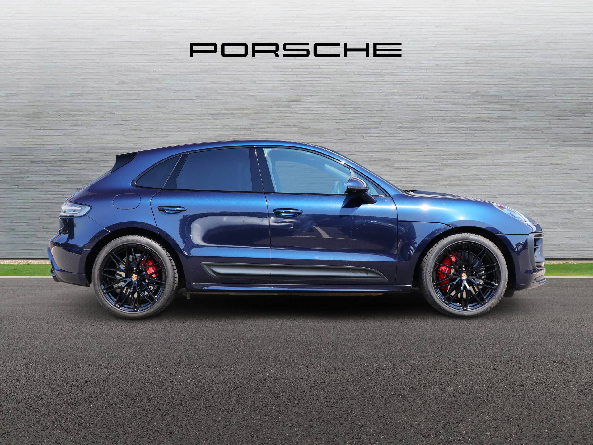 Macan GTS, photo 2 of 48
