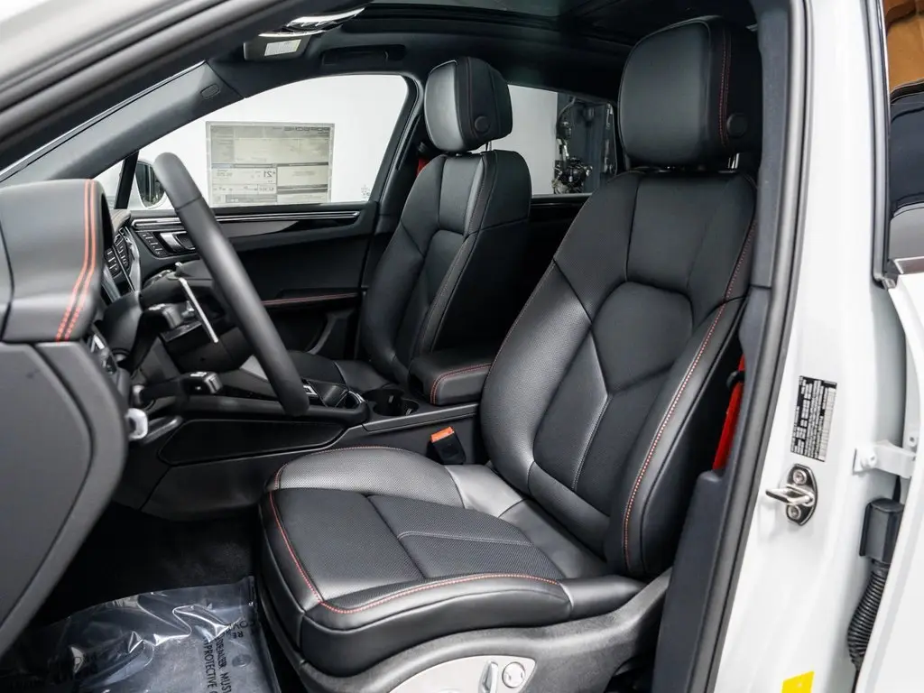 2026 Porsche Macan Base - Photo 40