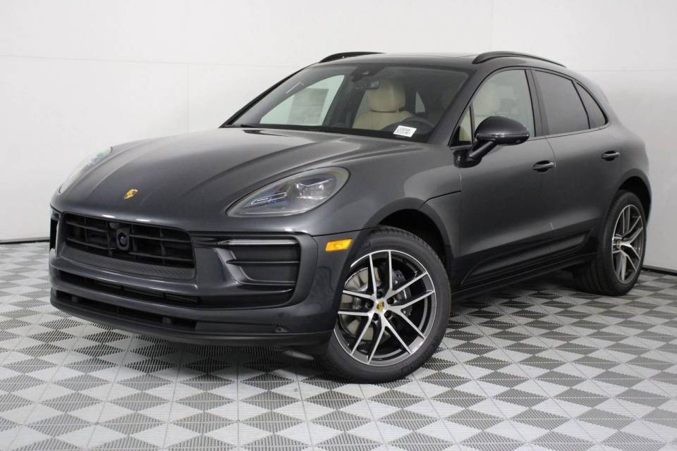 2026 Porsche Macan