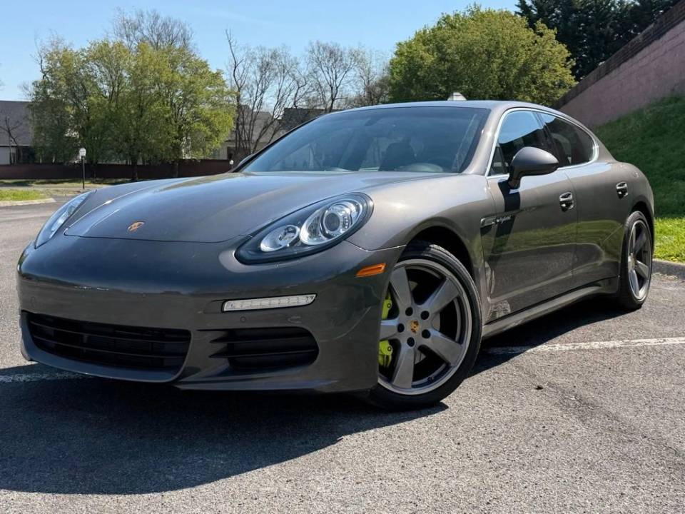 2016 Porsche Panamera S E-Hybrid