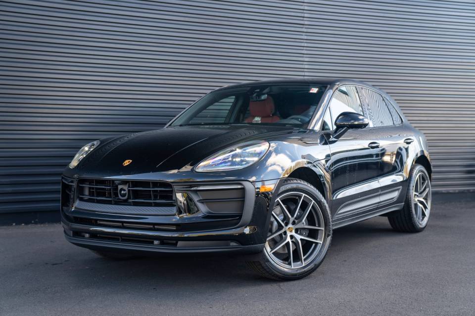 2026 Porsche Macan