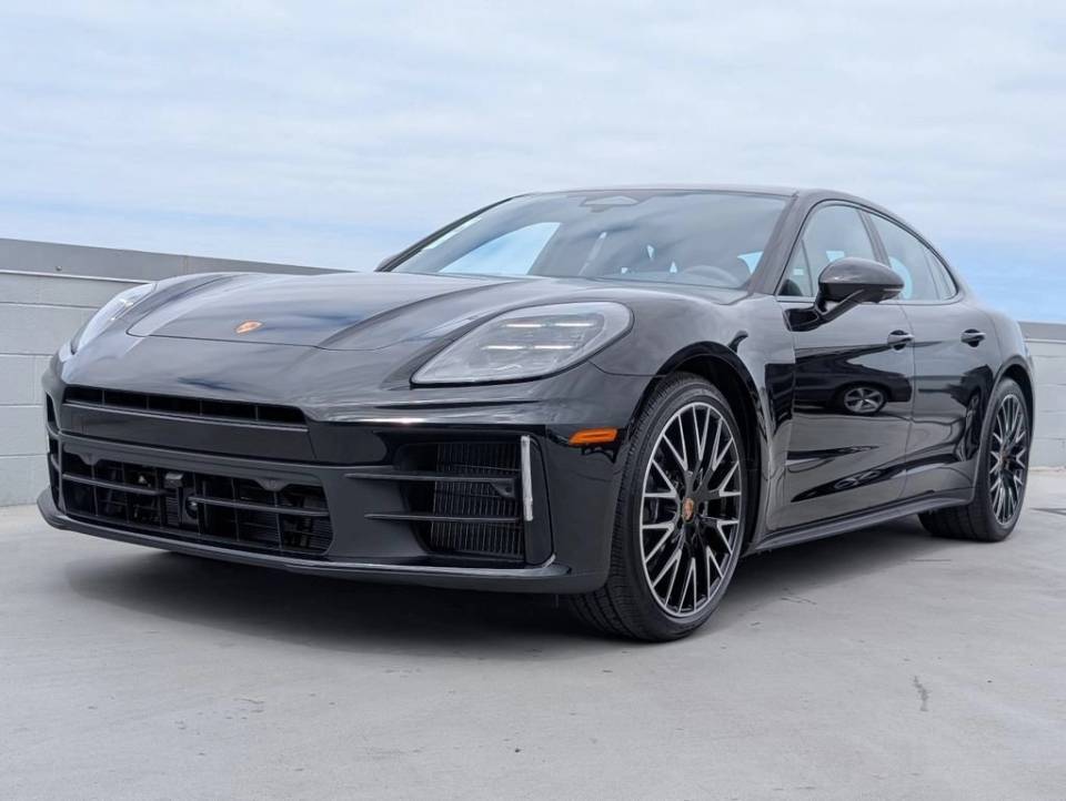 2026 Porsche Panamera