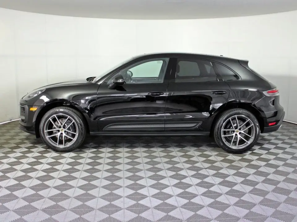 2026 Porsche Macan Base - Photo 15