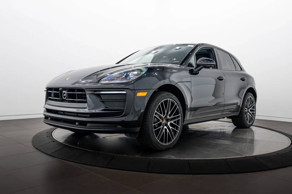 2026 Porsche Macan