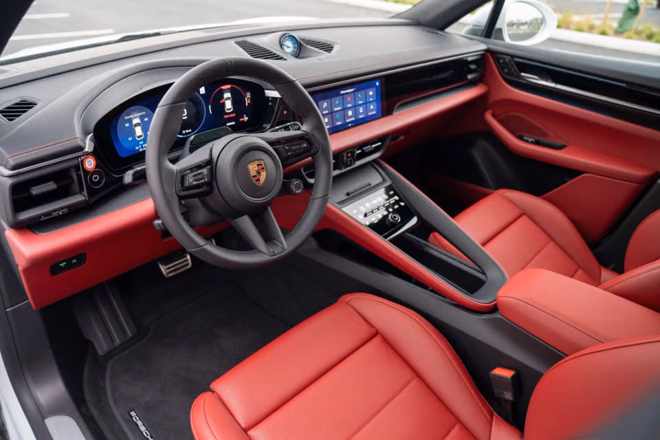 2026 Porsche Macan S - Photo 27