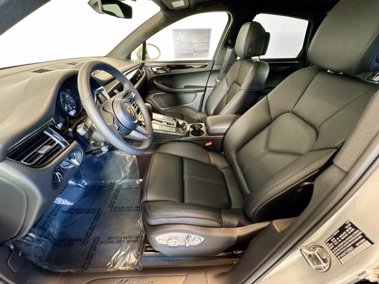 2026 Porsche Macan Base - Photo 36