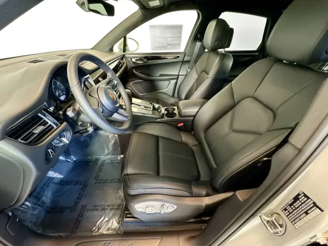 2026 Porsche Macan Base - Photo 38