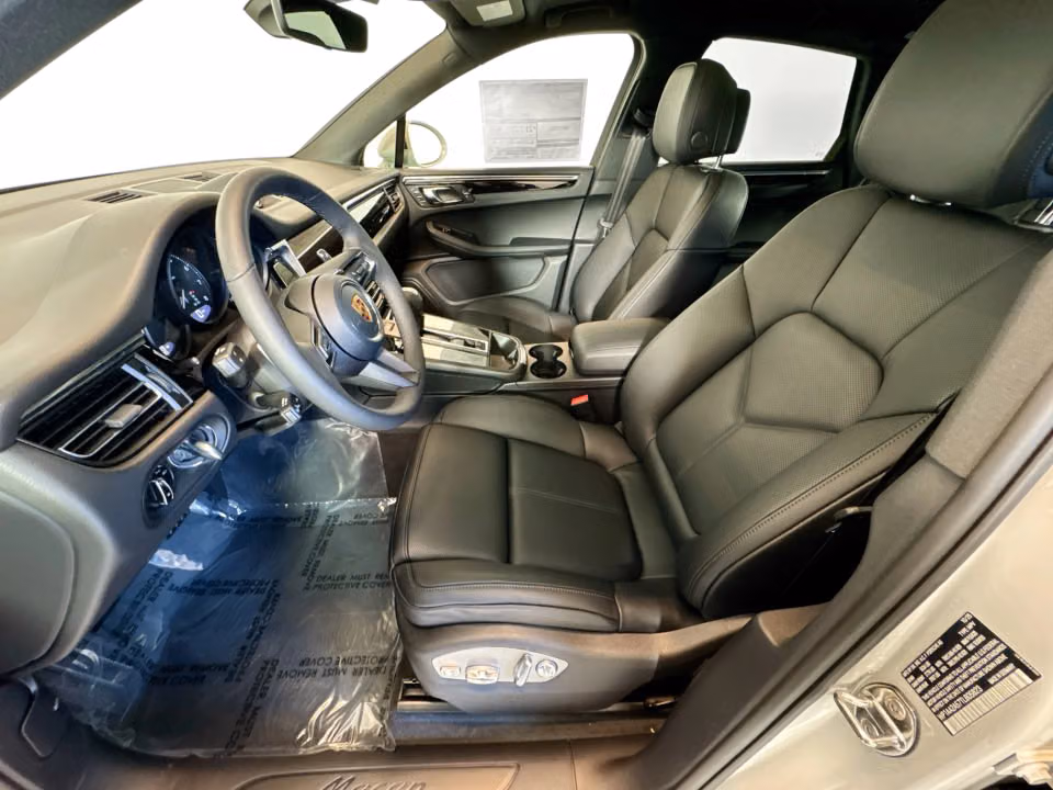 2026 Porsche Macan Base - Photo 35
