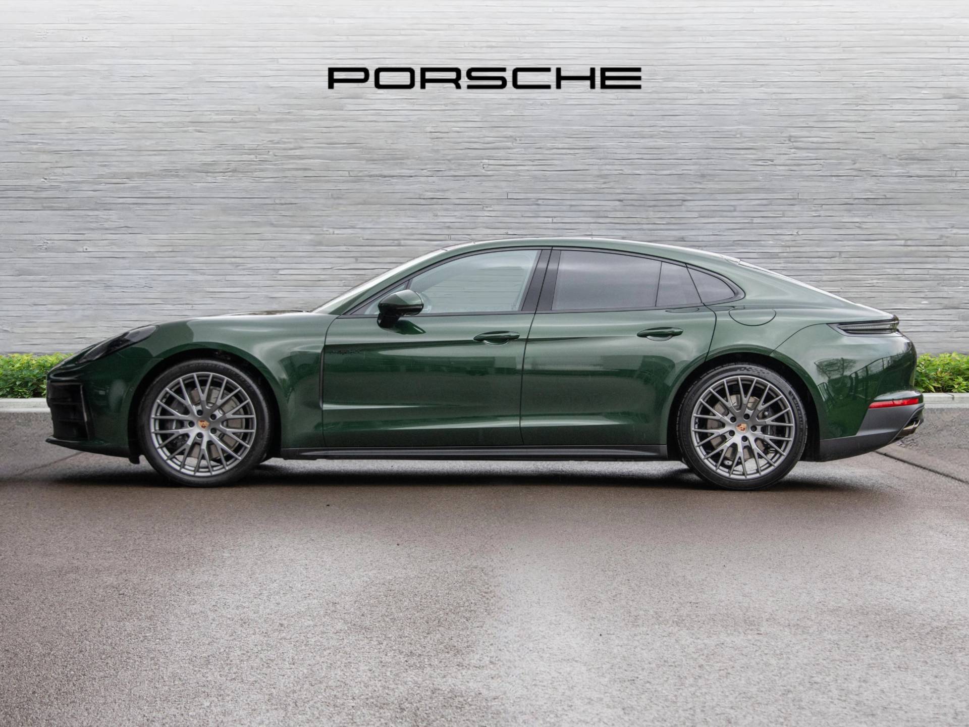 Panamera 4 E-Hybrid, photo 2 of 65