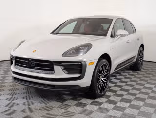 2026 Porsche Macan's photo