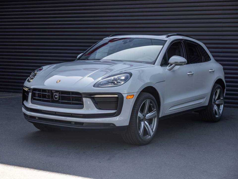 2026 Porsche Macan