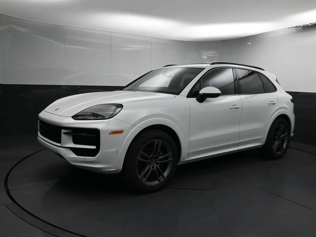 2025 Porsche Cayenne Base - Photo 8