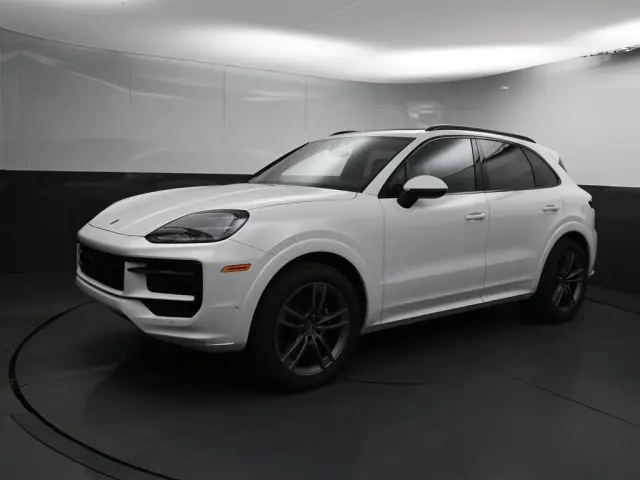 2025 Porsche Cayenne Base - Photo 6