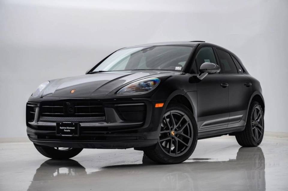 2026 Porsche Macan T