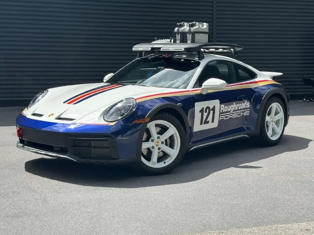 2023 Porsche 911 Dakar