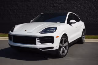 2024 Porsche Cayenne -'s photo