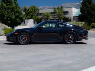 2026 Porsche 911 GTS - Photo 9