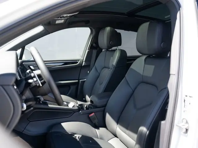 2026 Porsche Macan Base - Photo 39