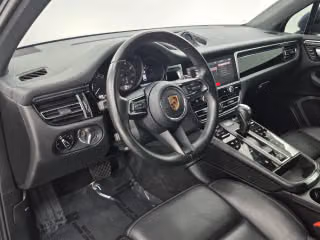 2024 Porsche Macan Base - Photo 25