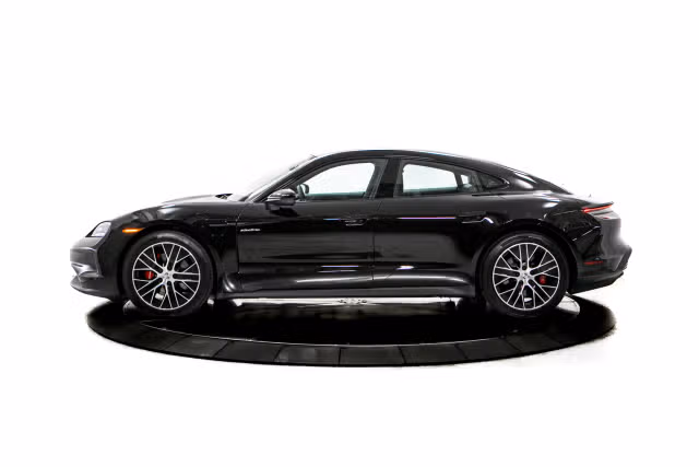 2026 Porsche Taycan S - Photo 10