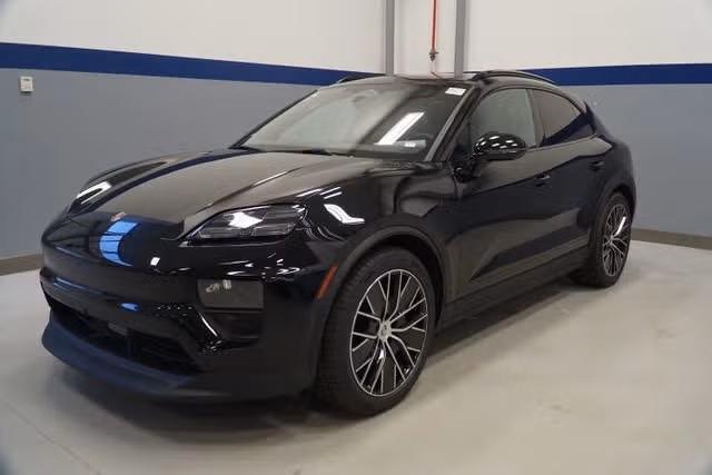 Used 2026 Porsche Macan Base with VIN WP1AA2XA3TL000231 for sale in White Plains, NY