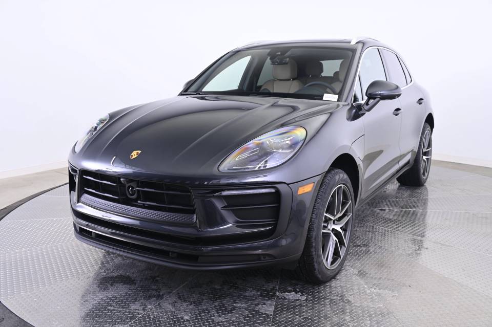 2026 Porsche Macan