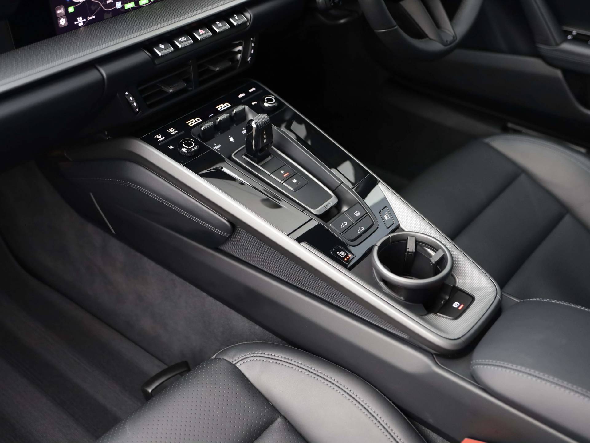911 Carrera, photo 33 of 33