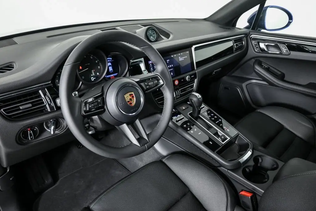 2026 Porsche Macan Base - Photo 32