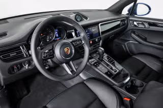 2026 Porsche Macan Base - Photo 25