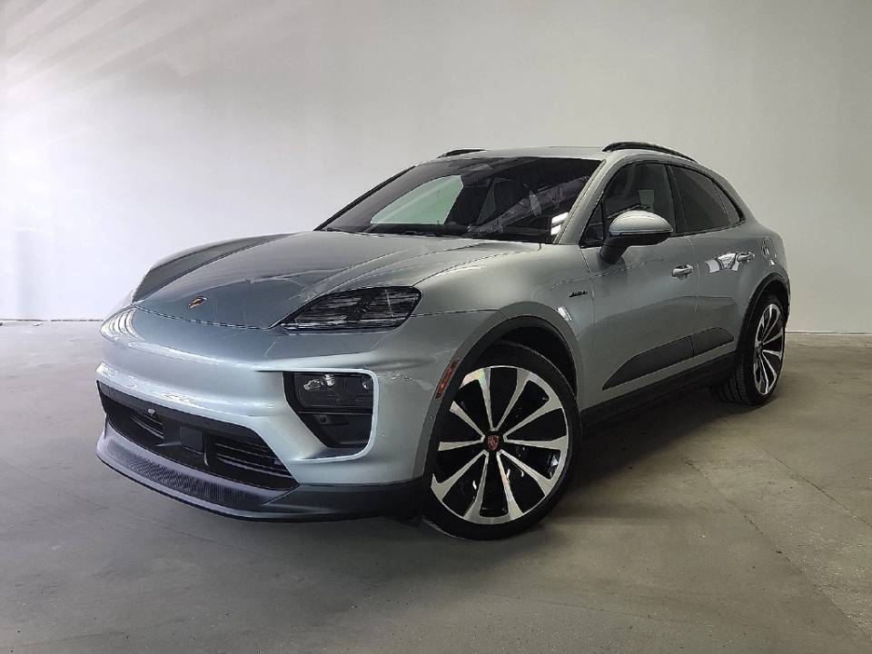2026 Porsche Macan