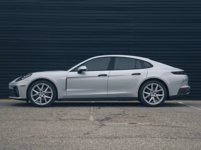 2025 Porsche Panamera Base - Photo 10
