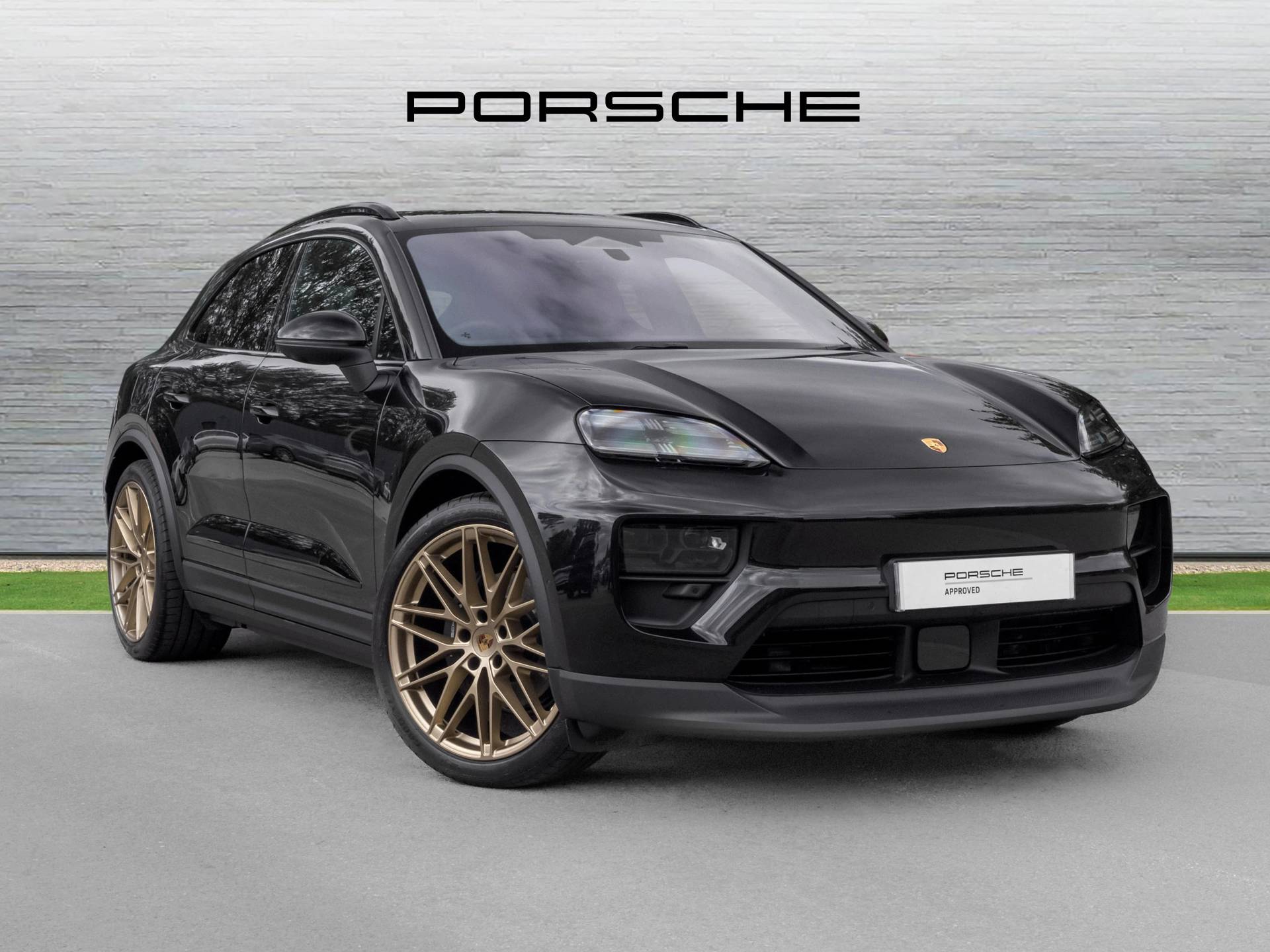 Macan 4, photo 1 of 51