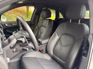 2025 Porsche Macan S - Photo 33