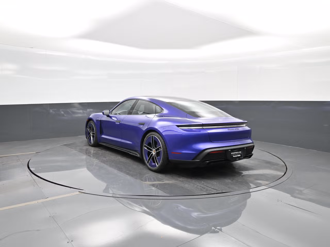 2026 Porsche Taycan GTS - Photo 20