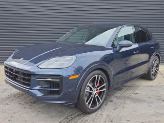 2026 Porsche Cayenne GTS's photo