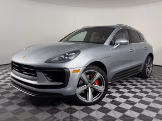 2023 Porsche Macan S's photo