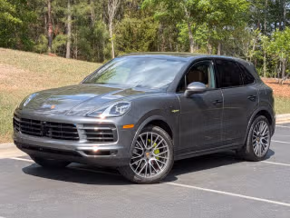 2023 Porsche Cayenne
