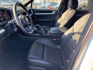 2025 Porsche Cayenne