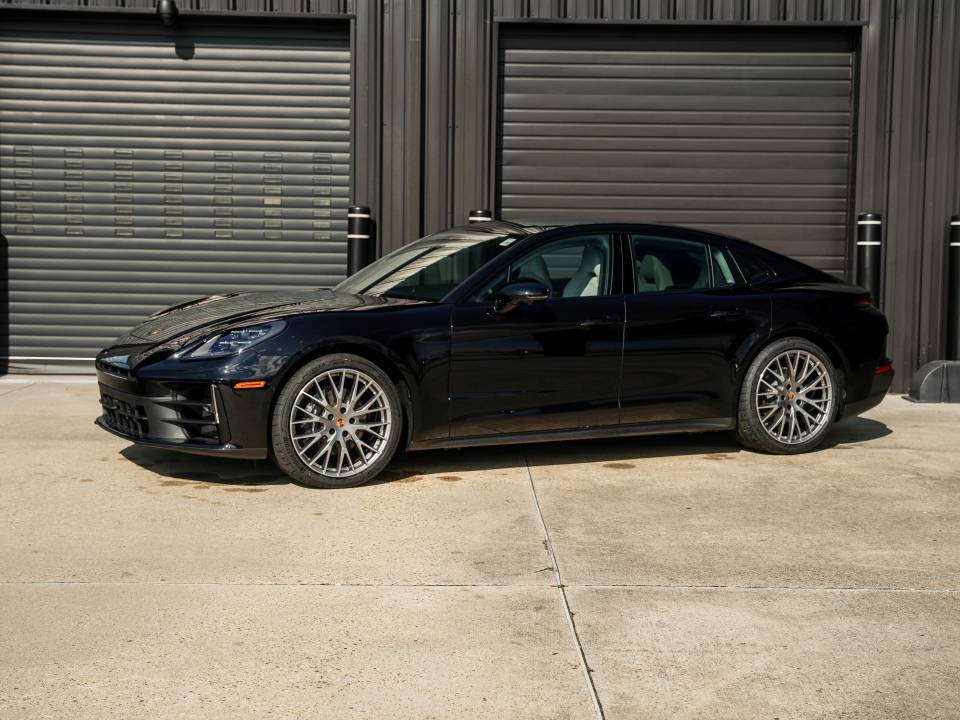 2026 Porsche Panamera