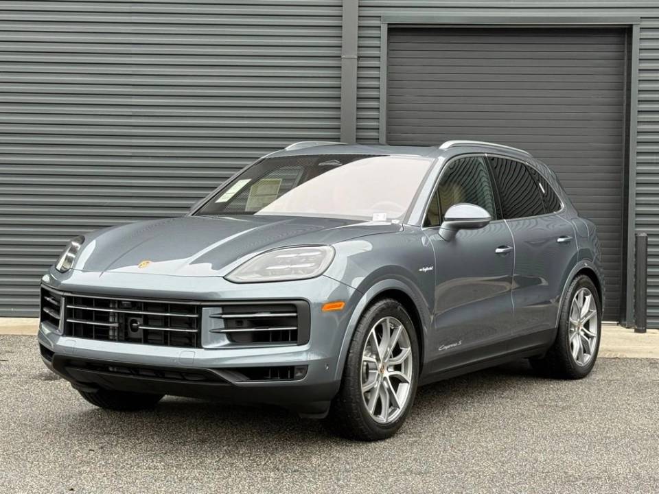 2026 Porsche Cayenne