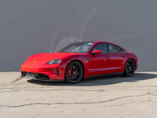 2026 Porsche Taycan GTS - Photo 6