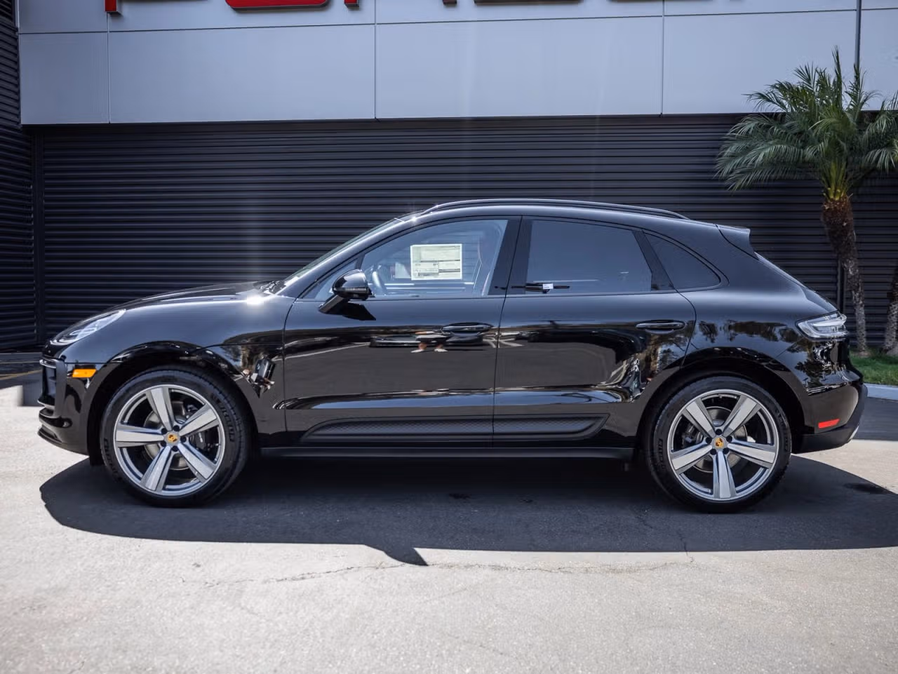 2026 Porsche Macan S - Photo 12