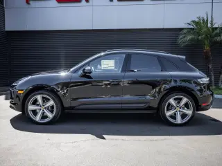 2026 Porsche Macan S - Photo 13