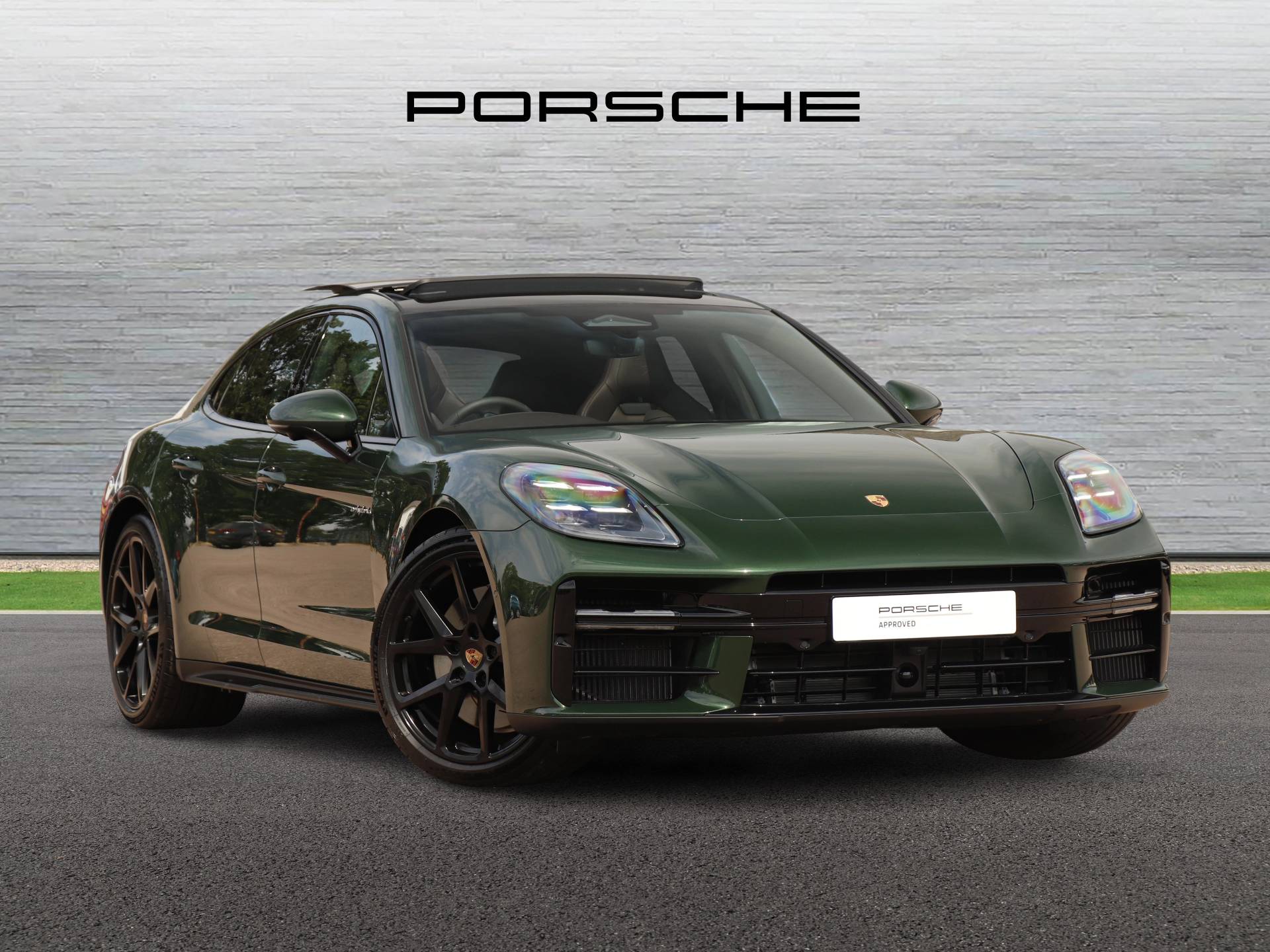 Panamera 4 E-Hybrid, photo 1 of 39