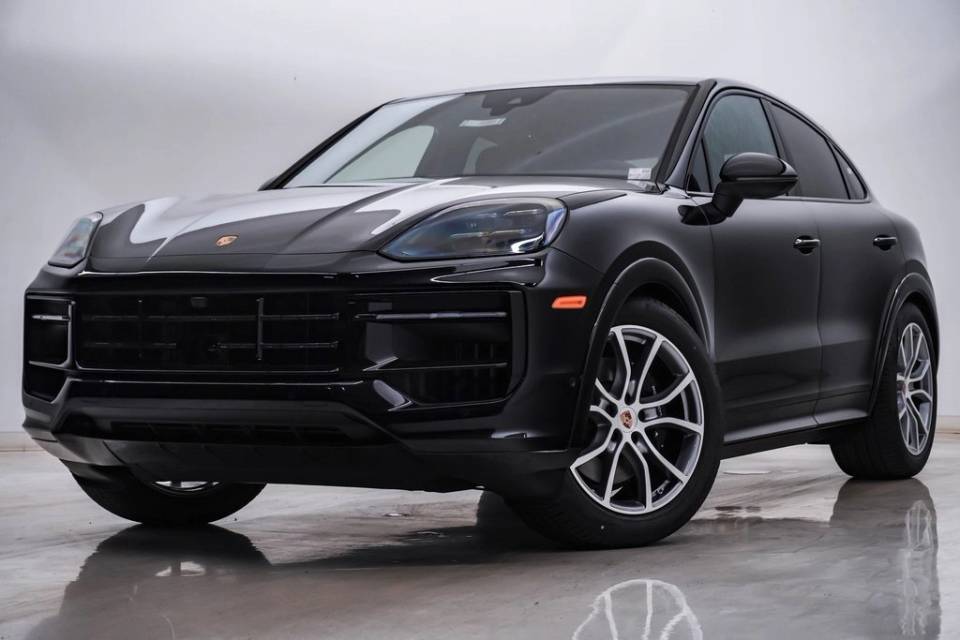 2025 Porsche Cayenne Coup Base
