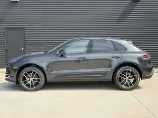 2026 Porsche Macan Base - Photo 13